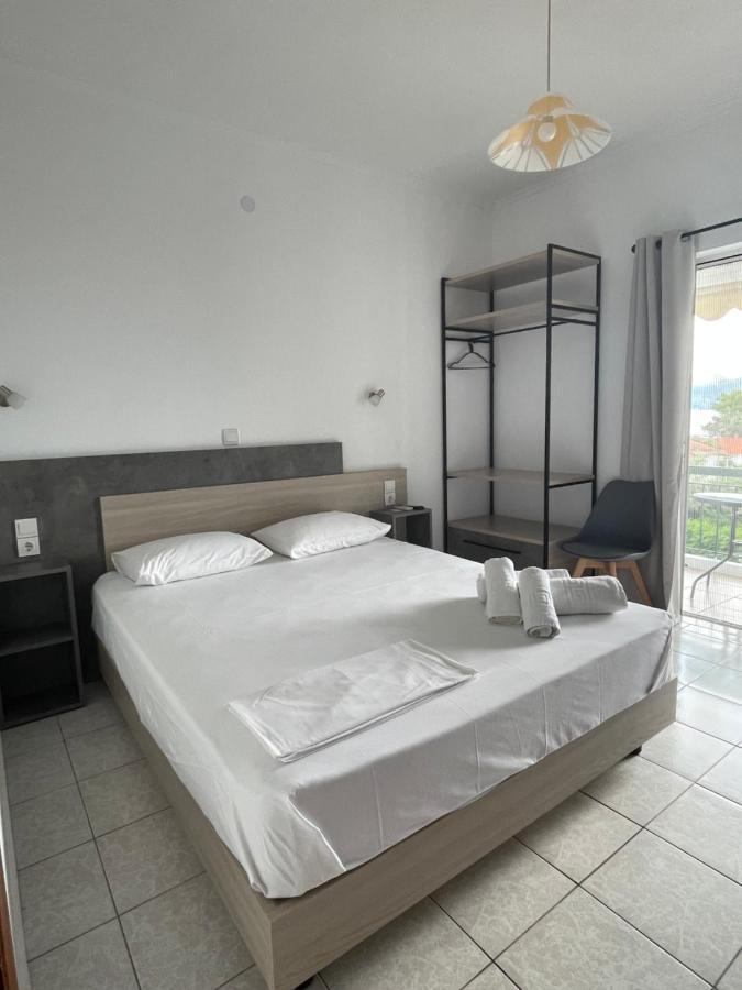 Sunshine Apartments And Rooms Никиана Екстериор снимка