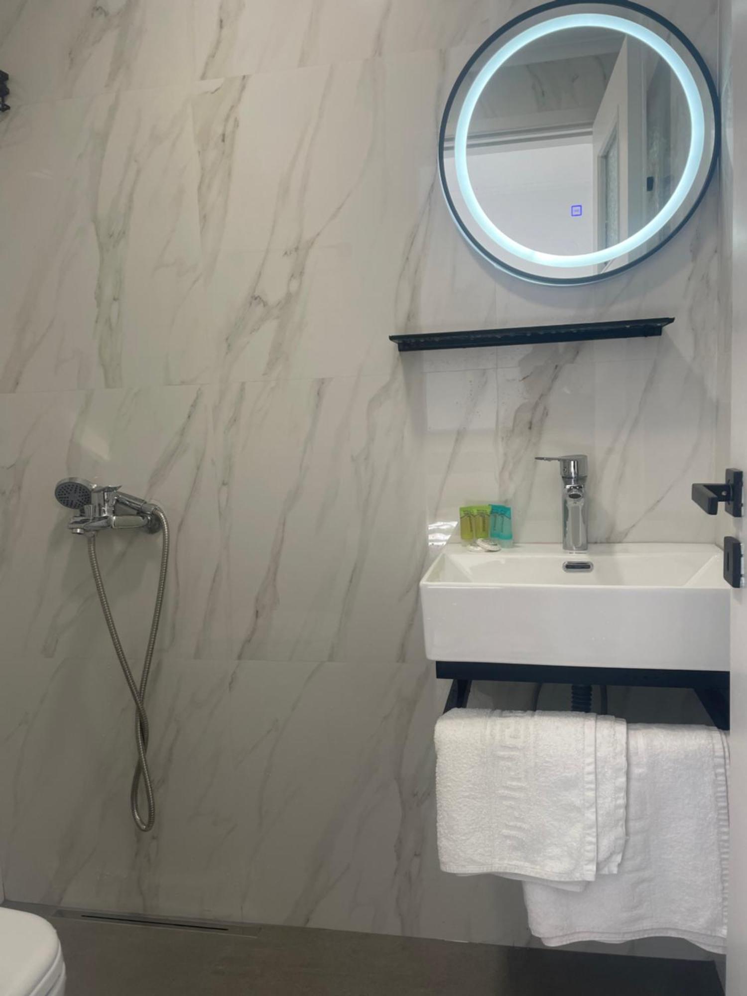 Sunshine Apartments And Rooms Никиана Екстериор снимка