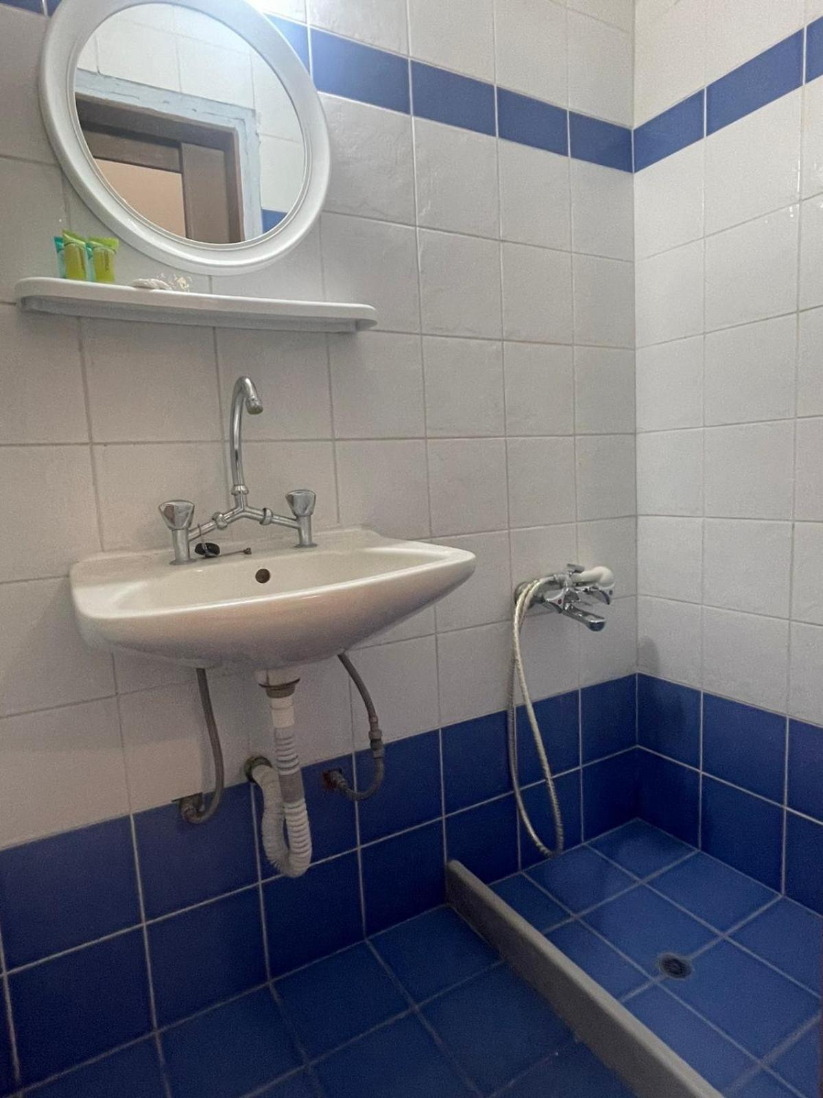 Sunshine Apartments And Rooms Никиана Екстериор снимка