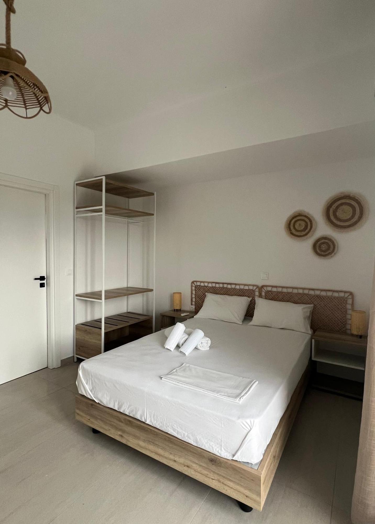 Sunshine Apartments And Rooms Никиана Екстериор снимка