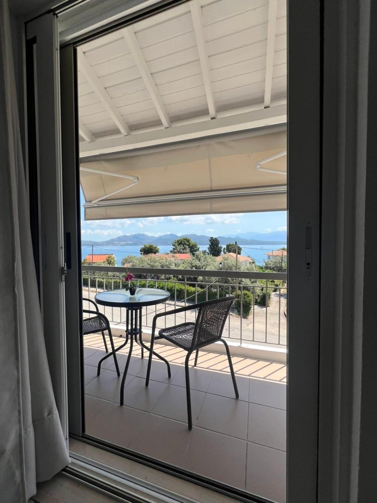 Sunshine Apartments And Rooms Никиана Екстериор снимка